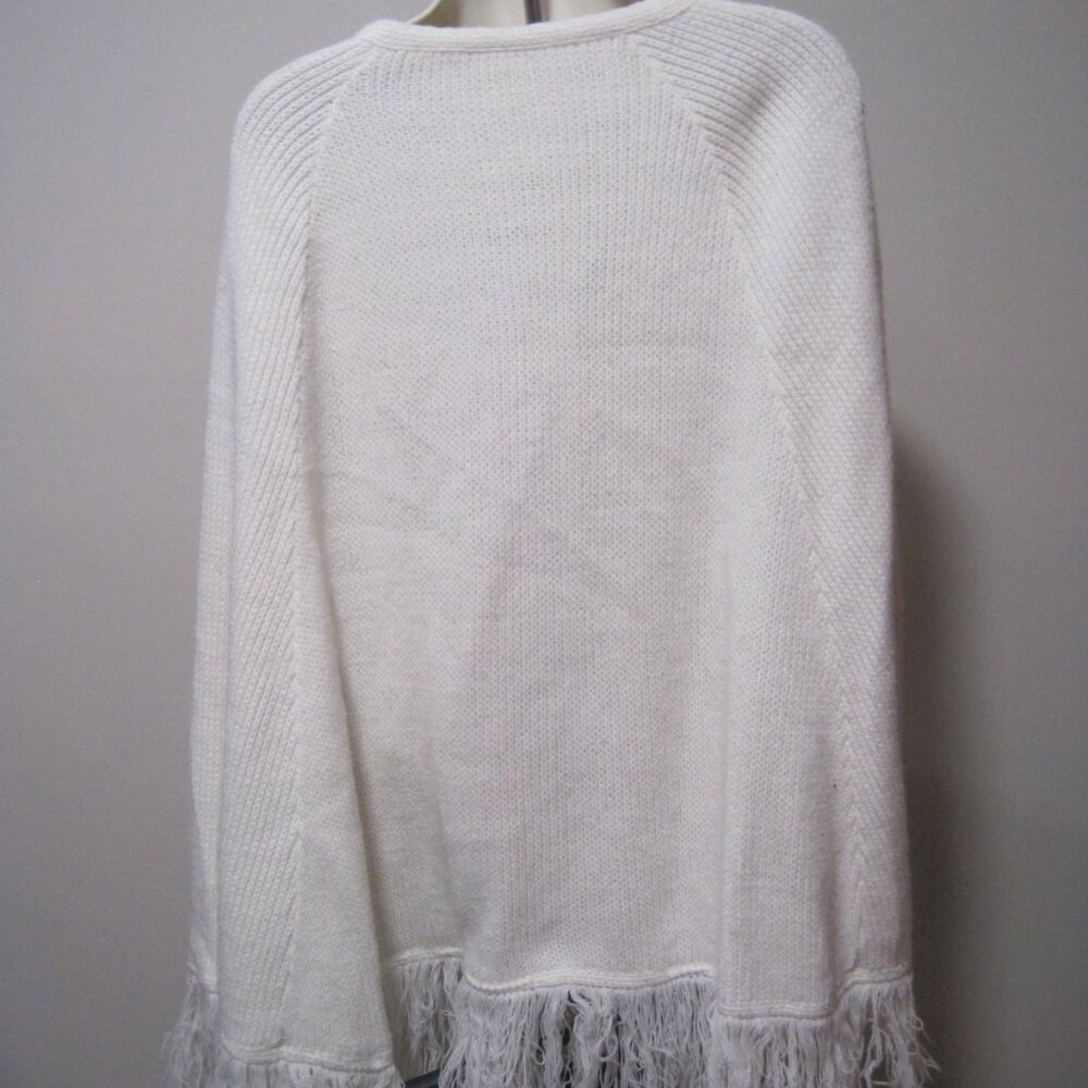 Vintage Unbranded Women's Size Large Cream Knit Arm Holes Button Sweater Poncho - Picture 7 of 8